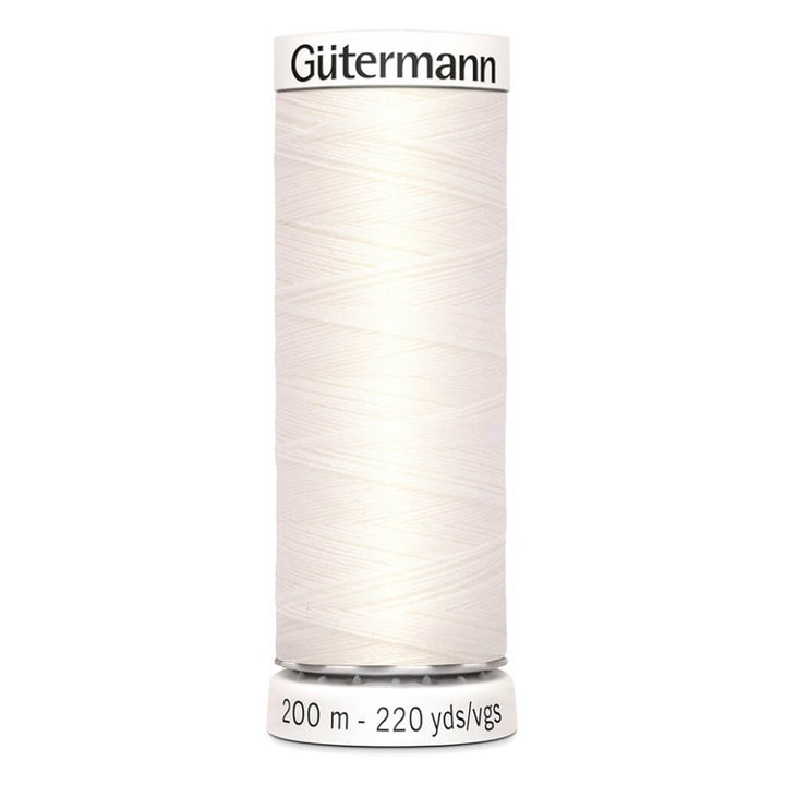 Gütermann Nähfaden Mara Allesnäher 200 m, Farbe 111 – Synthetik bei Lieblingsgarn