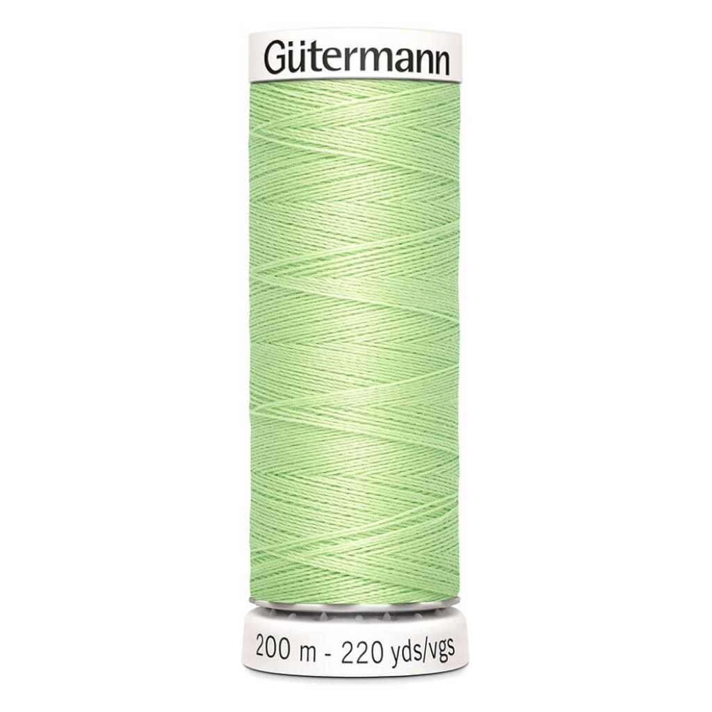 Gütermann Nähfaden Mara Allesnäher 200 m, Farbe 152 – Synthetik bei Lieblingsgarn