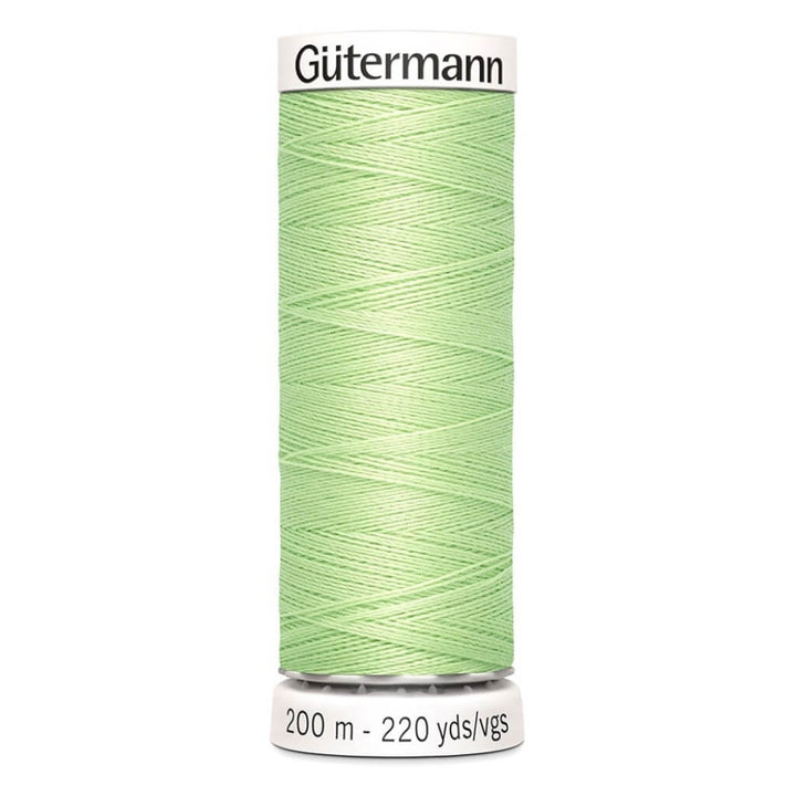 Gütermann Nähfaden Mara Allesnäher 200 m, Farbe 152 – Synthetik bei Lieblingsgarn