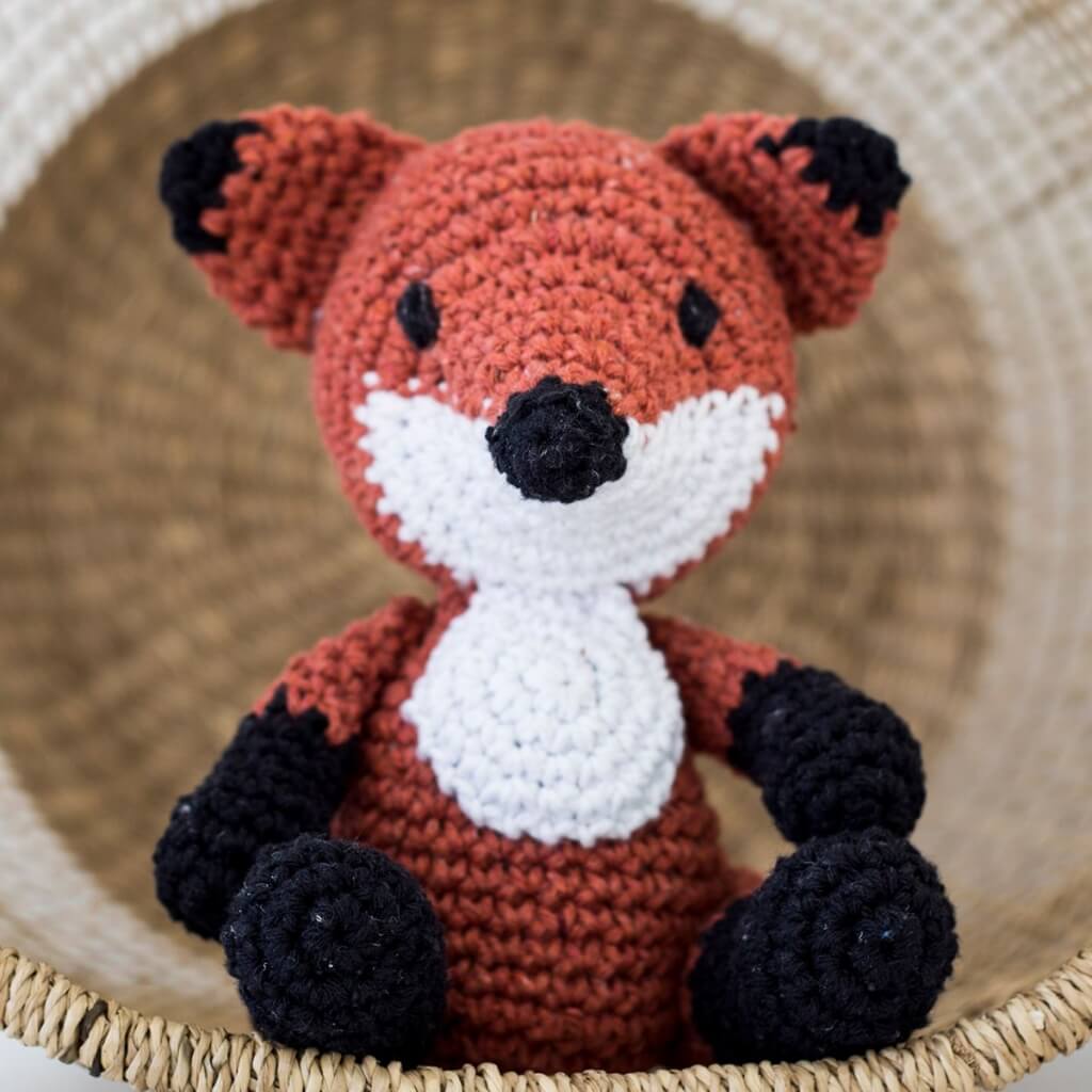 Hoooked DIY Aigurumi Fuchs Fergie bei bei bei bei Lieblingsgarn