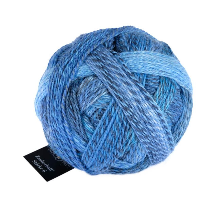 Schoppel Wolle Zauberball Stärke 6, Farbe 2438 Indigo – Schurwolle und Synthetik bei Lieblingsgarn