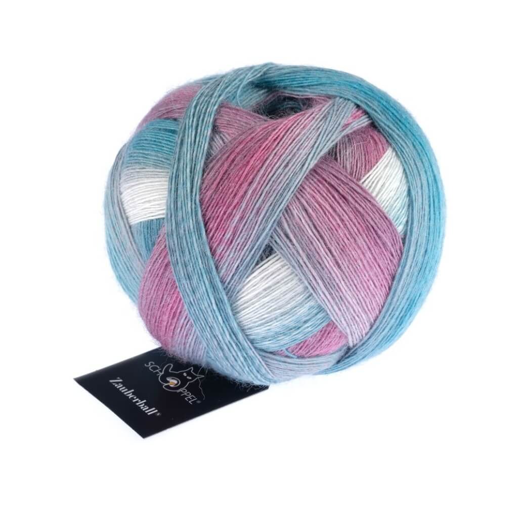 Schoppel Wolle Zauberball, Farbe 2469 Schattenspringer – Schurwolle und Synthetik bei Lieblingsgarn