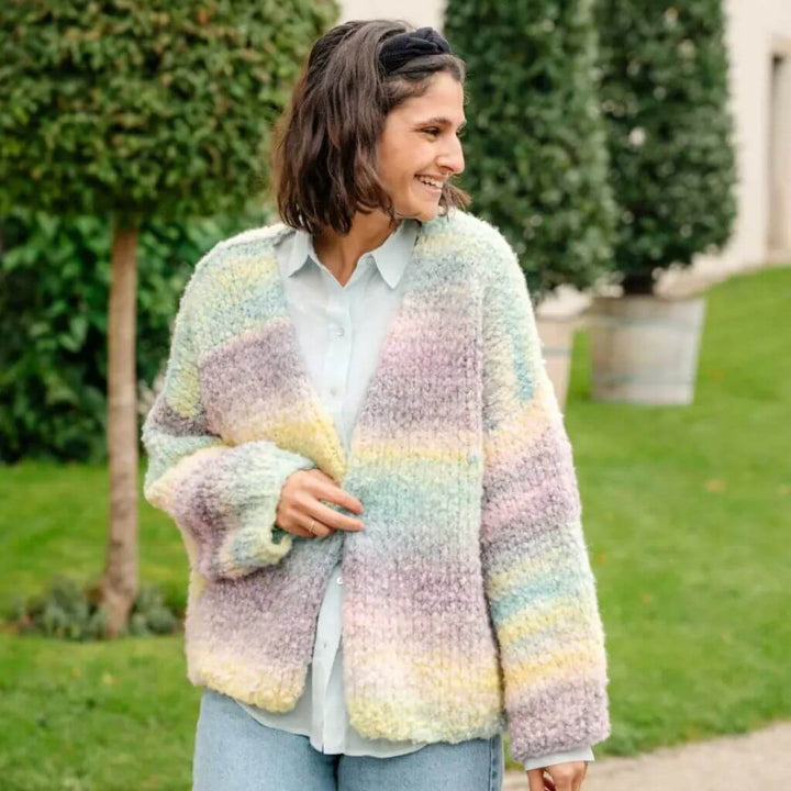 Gründl Kuscheljacke Mellow Strickanleitung – Produktansicht bei Lieblingsgarn