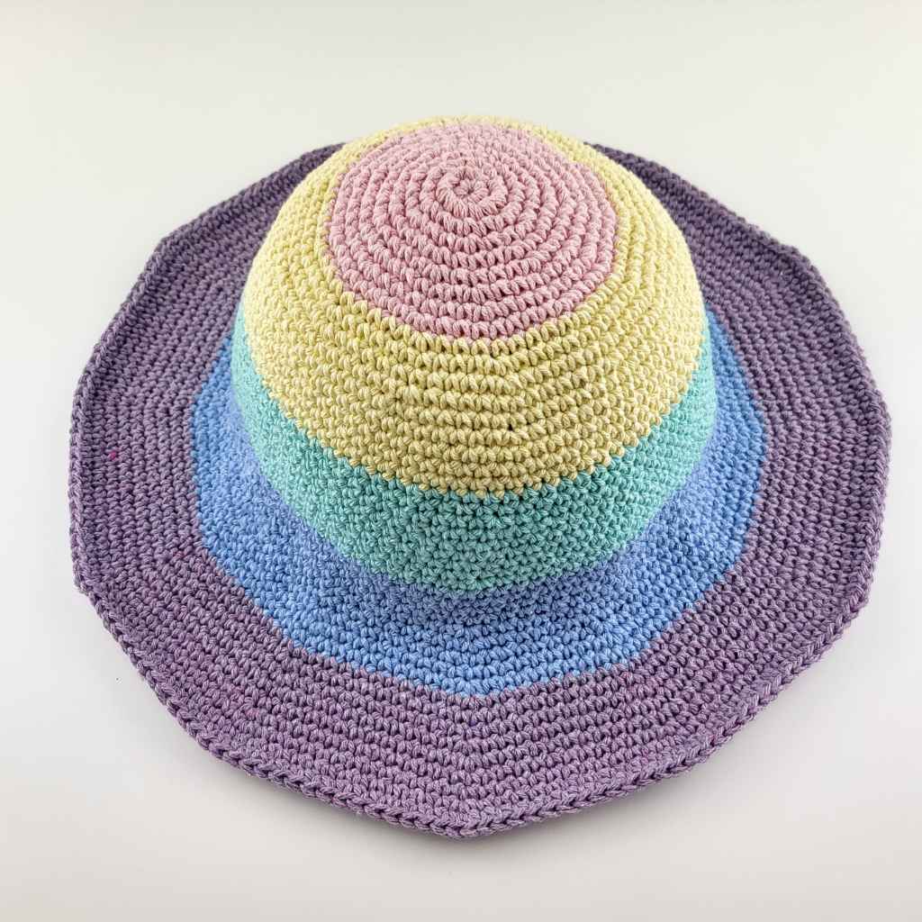 Garnja Pattern Hut EINS Schlapphut Häkelanleitung - Garnja (PDF) bei bei bei bei bei bei bei bei Lieblingsgarn