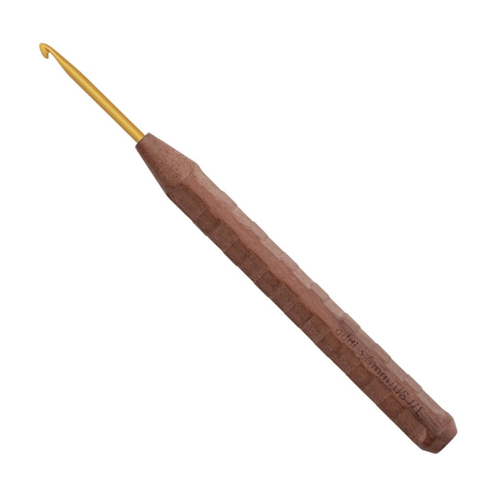 addiNature Wollhäkelnadel Walnut Gold, Farbe 16 – Holz und Metall bei Lieblingsgarn