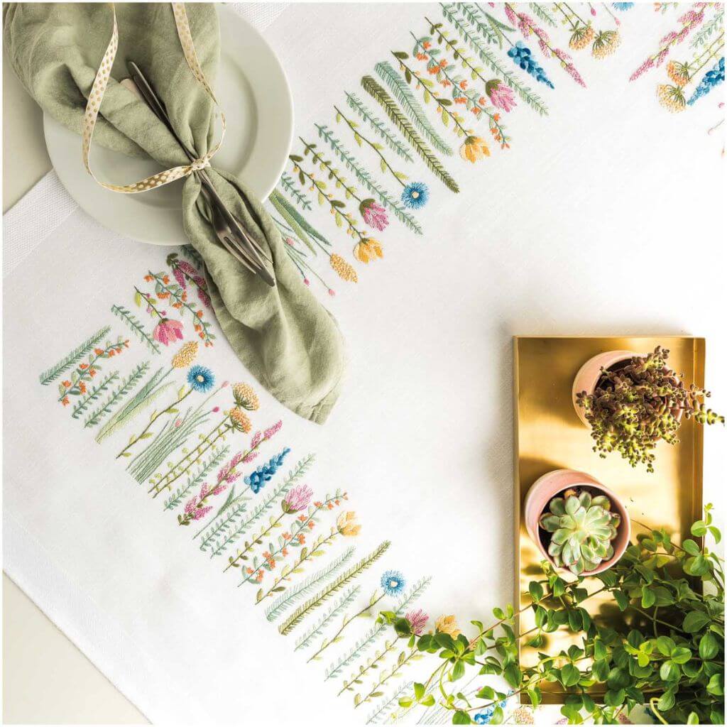 Rico Design Stickset Decke Kräuterwiese 90 x 90 cm bei bei bei bei Lieblingsgarn
