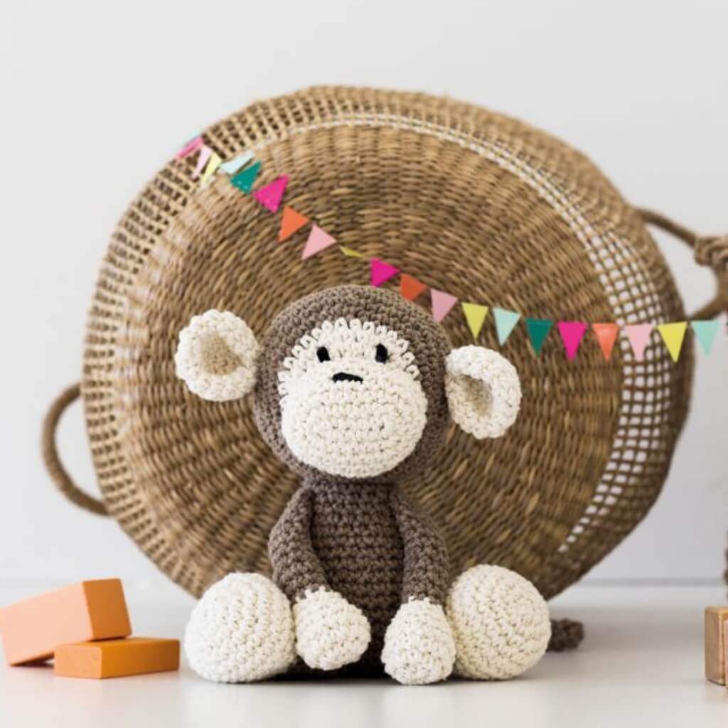 Hoooked Amigurumi Häkelset Monkey Mace bei bei bei bei Lieblingsgarn