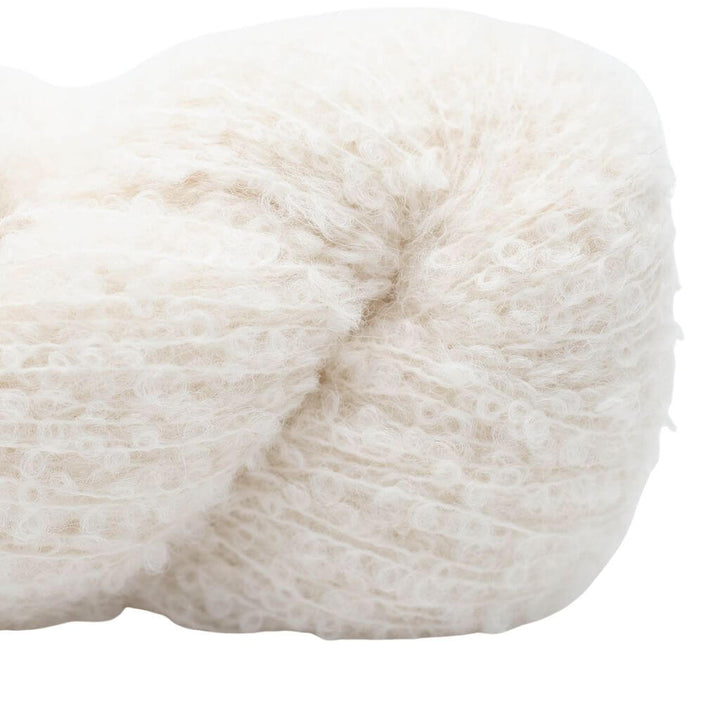 Kremke Alpaka Bouclé, Farbe 1 Naturweiß – Alpaka und Synthetik bei Lieblingsgarn