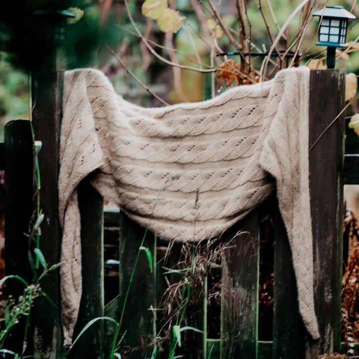 Appelbanne Design Pattern Tuch Hida Shawl Strickanleitung - AppelbanneDesign (PDF) bei bei bei bei Lieblingsgarn