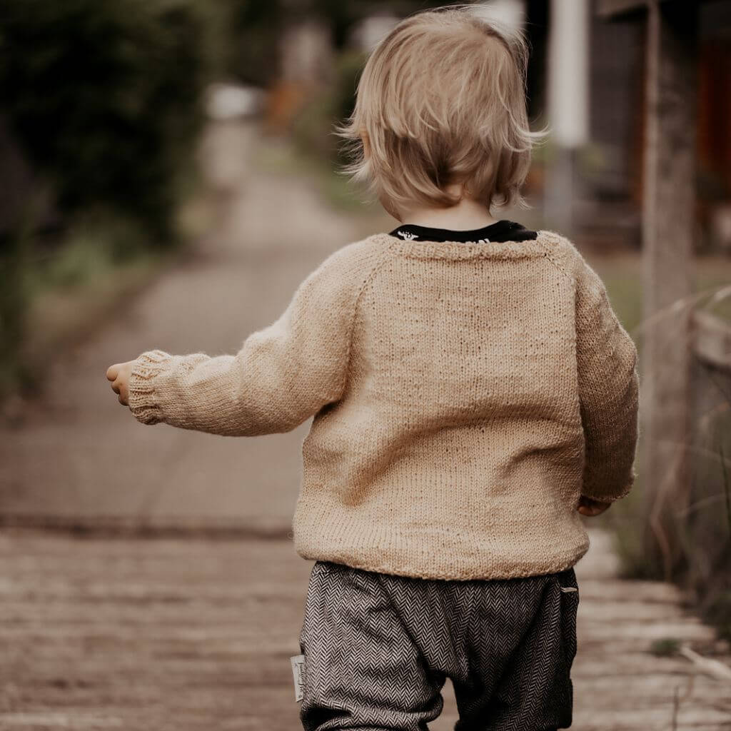 Appelbanne Design Kinderpullover Korngenser Strickanleitung - Appelbanne Design (PDF) bei bei bei bei Lieblingsgarn