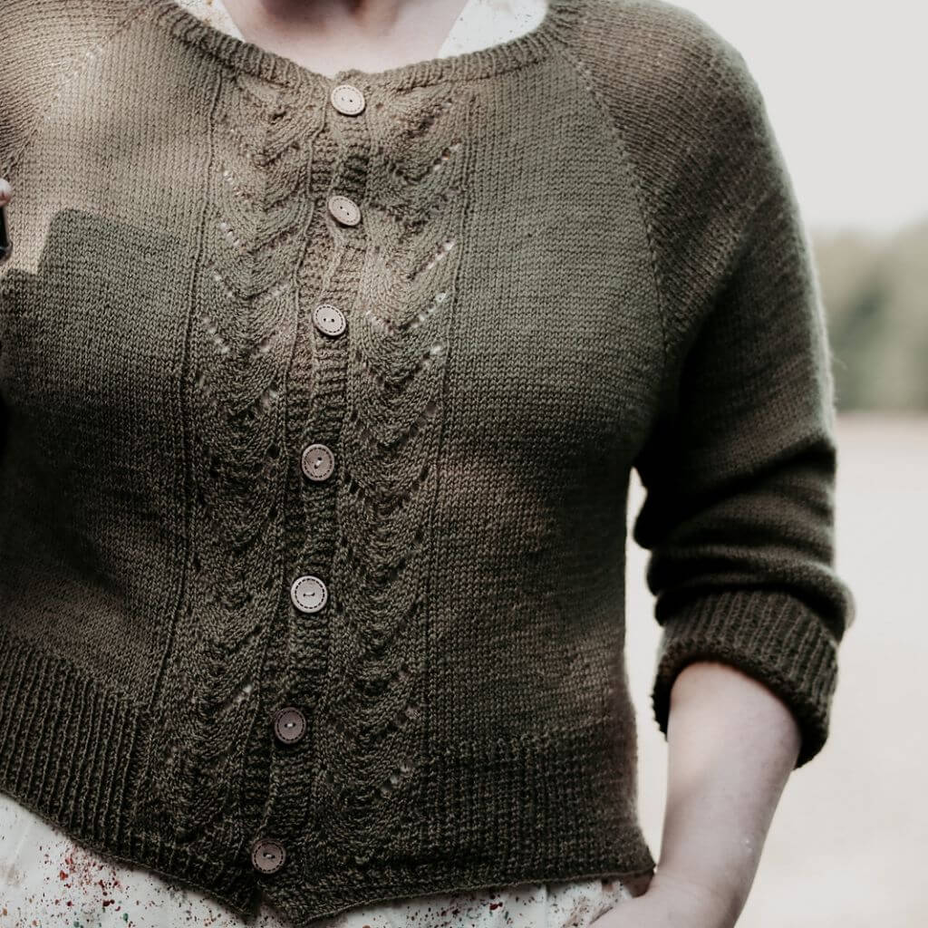 Appelbanne Design Strickjacke Ole Kofte for Ladys Shorty Strickanleitung - Appelbanne Deisgn (PDF) bei bei Lieblingsgarn