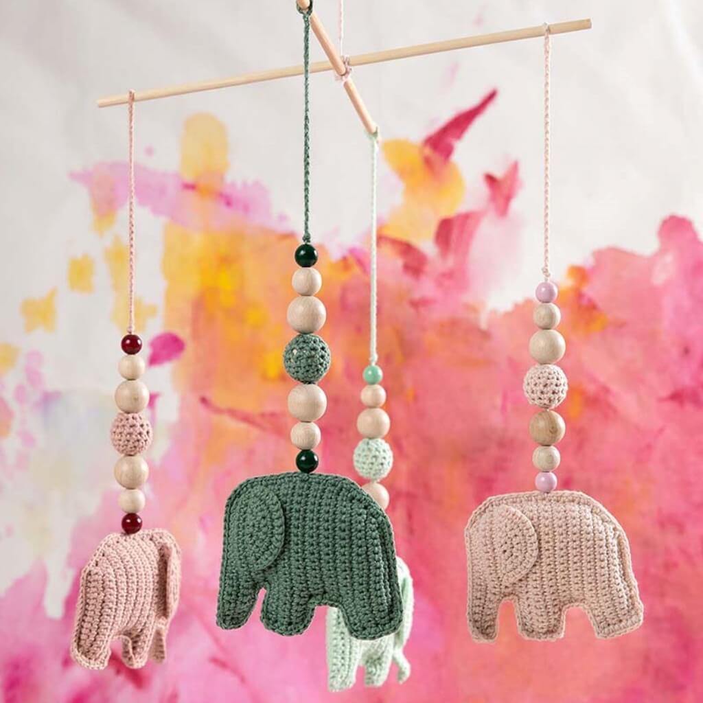Lang Yarns Pattern Baby-Mobile mit Elefanten Häkelanleitung - Lang Yarns (PDF) bei bei bei bei Lieblingsgarn