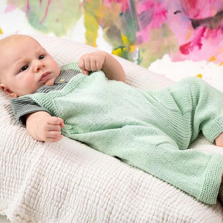 Lang Yarns Pattern Baby Latzhose Strickanleitung - Lang Yarns (PDF) bei bei bei bei Lieblingsgarn