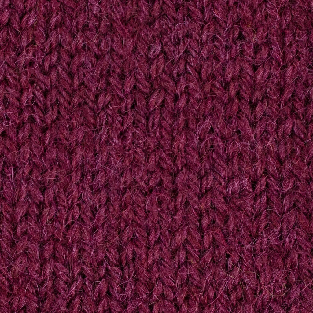 West Yorkshire Spinners Fable Brushed Aran, Farbe 1266 rubus – Alpaka, Mohair und Schurwolle bei Lieblingsgarn