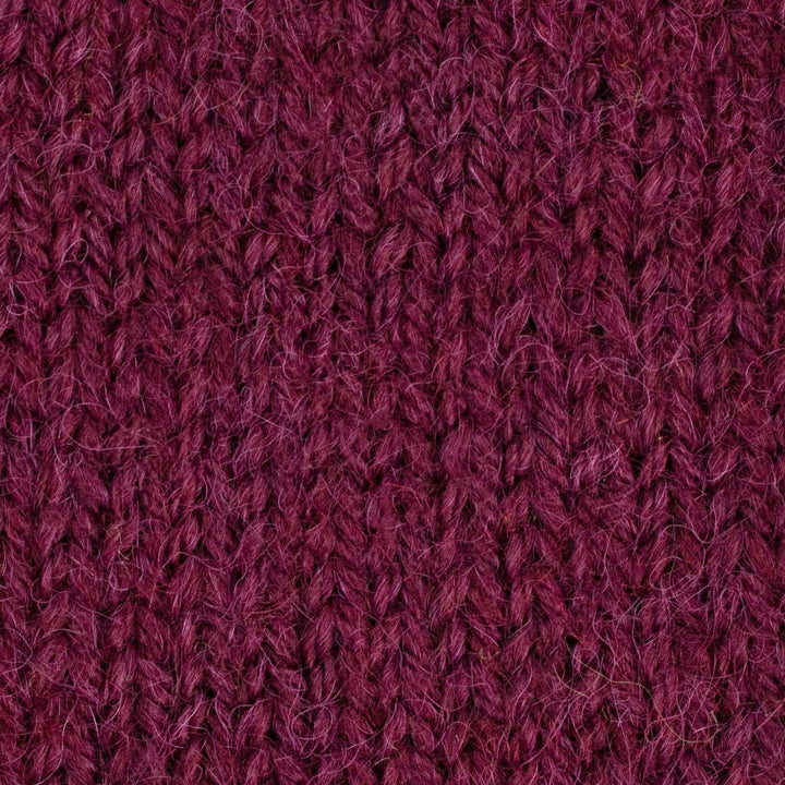 West Yorkshire Spinners Fable Brushed Aran, Farbe 1266 rubus – Alpaka, Mohair und Schurwolle bei Lieblingsgarn