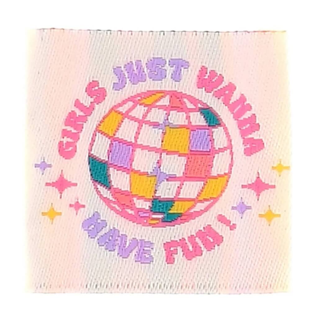 Bohin Label Kleidung aufnähbar, Farbe Girls Just Wanna Have Fun bei Lieblingsgarn