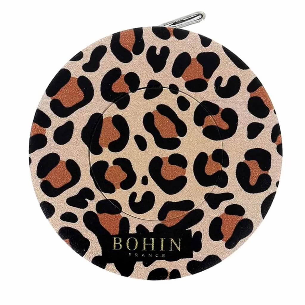 Bohin Safari Maßband 150x10cm, Farbe Leopard bei Lieblingsgarn