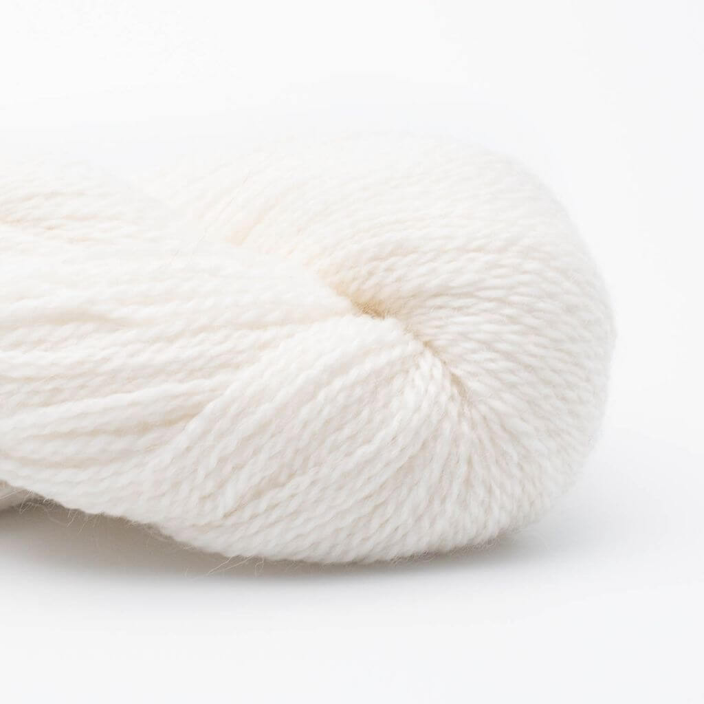 BC Garn Babyalpaca 10/2 RAS, Farbe 32 Reinweiß RAS – Alpaka bei Lieblingsgarn