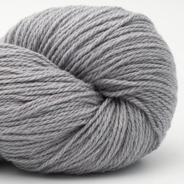 BC Garn Bio Balance GOTS, Farbe 28 Hellgrau – Baumwolle und Schurwolle bei Lieblingsgarn