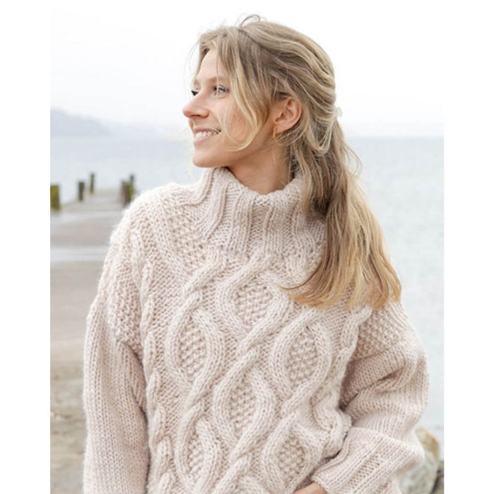 Drops Design Pattern Damen Pullover Cable Beach Sweater Strickanleitung - Drops (PDF) bei bei bei bei Lieblingsgarn