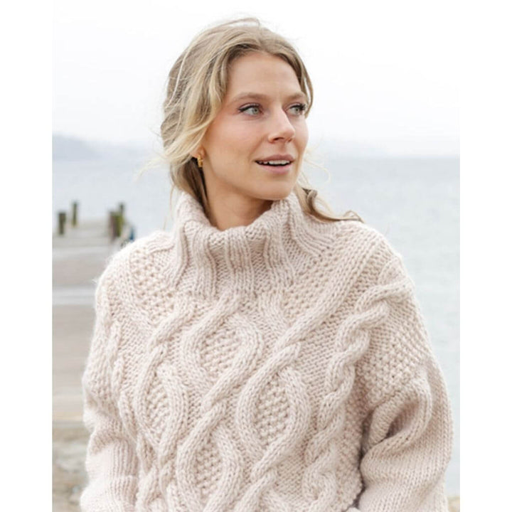 Drops Design Pattern Damen Pullover Cable Beach Sweater Strickanleitung - Drops (PDF) bei bei bei bei Lieblingsgarn