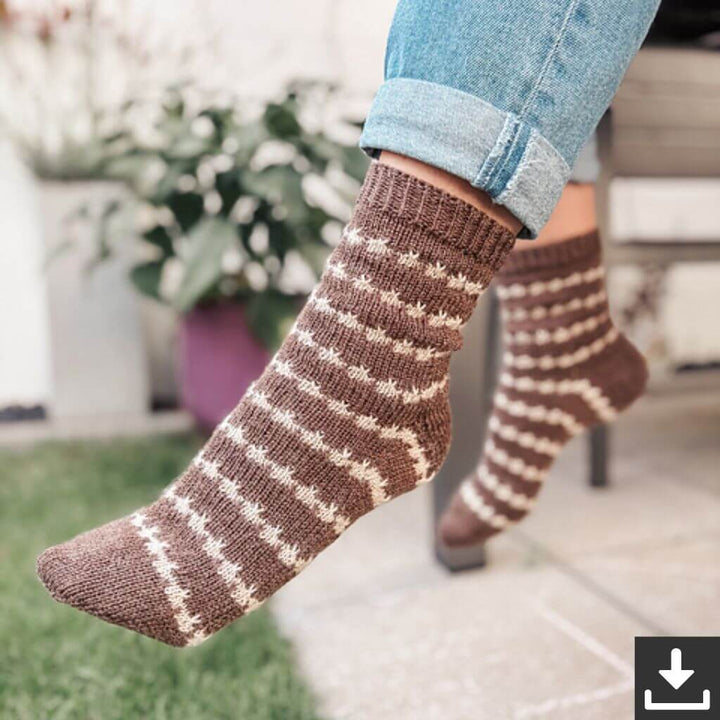 Carolin Balmes Pattern Friedas Mosaic Socken Strickanleitung - Carolin Balmes (PDF) bei bei bei bei Lieblingsgarn