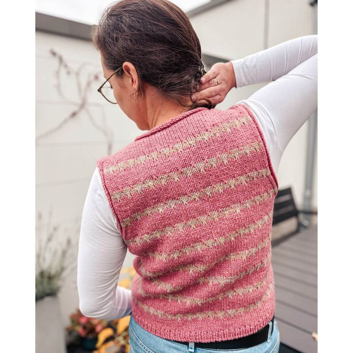 Carolin Balmes Pattern Friedas Mosaic Weste Strickanleitung - Carolin Balmes (PDF) bei bei bei bei Lieblingsgarn
