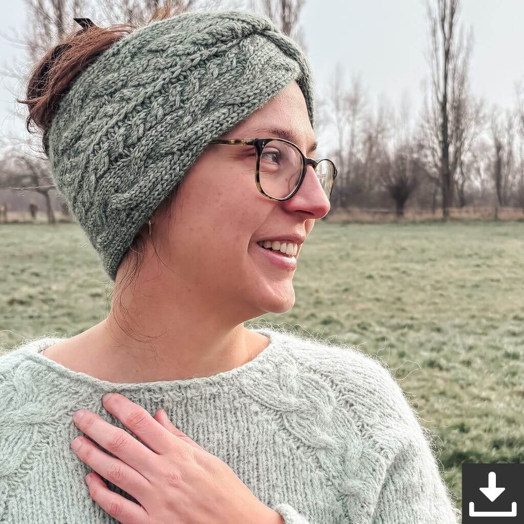 Carolin Balmes Pattern Ricardas Cable Headband Strickanleitung - Carolin Balmes (PDF) bei bei bei bei Lieblingsgarn