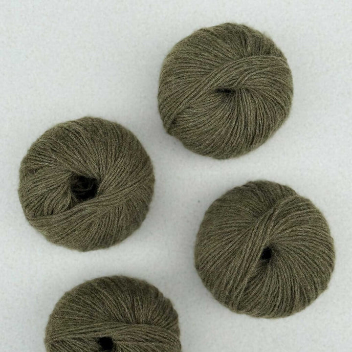 Pascuali Cashmere 6/28, Farbe 90 Oliv – Kaschmir bei Lieblingsgarn