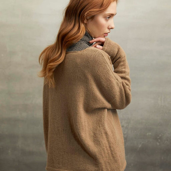 Lang Yarns Pattern Pullover mit V-Ausschnitt Strickset - Lang Yarns (PDF) bei bei bei bei bei bei bei Lieblingsgarn