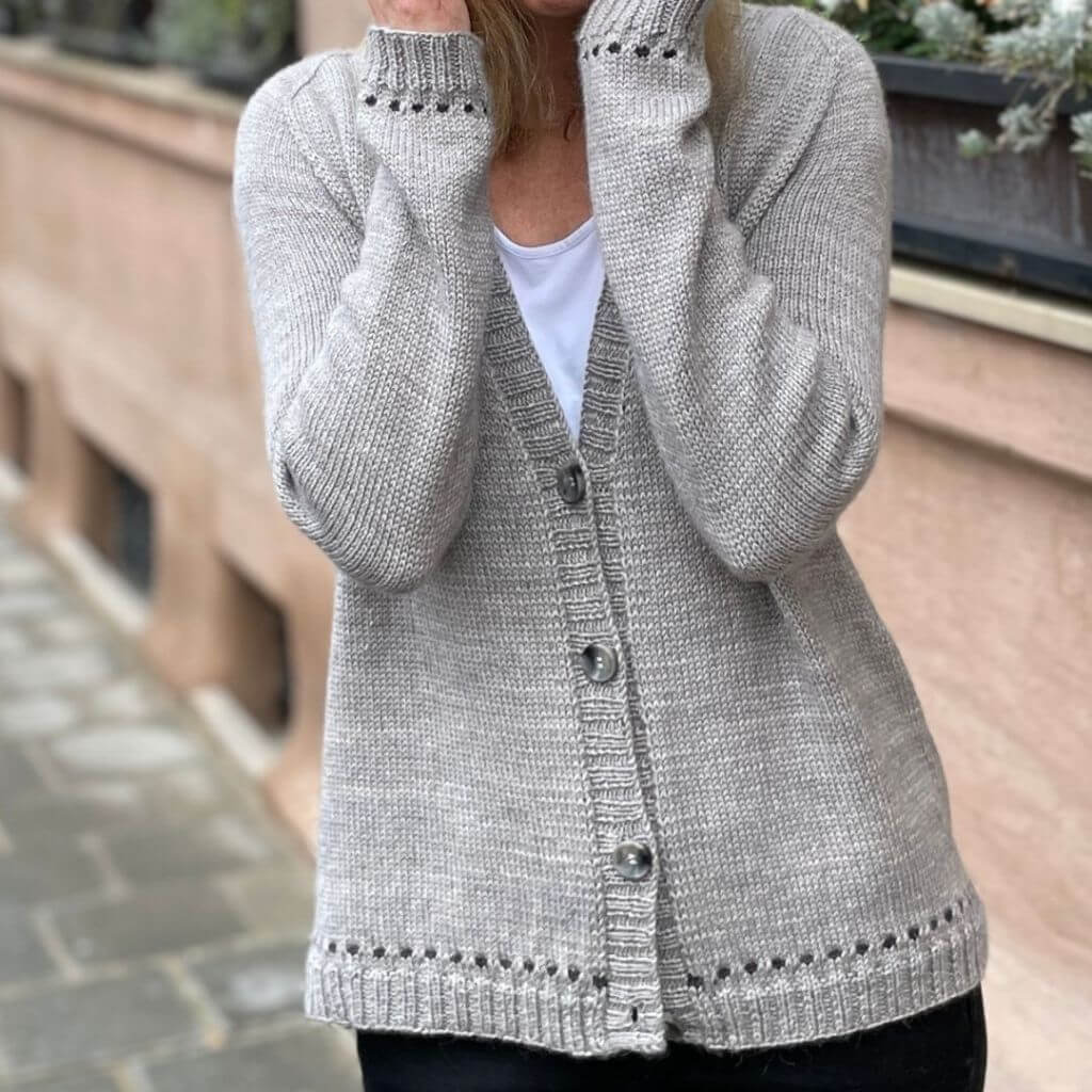 Christina Körber-Reith Grea Cardigan Strickanleitung - Christina Körber-Reith (PDF) bei bei bei bei bei bei Lieblingsgarn