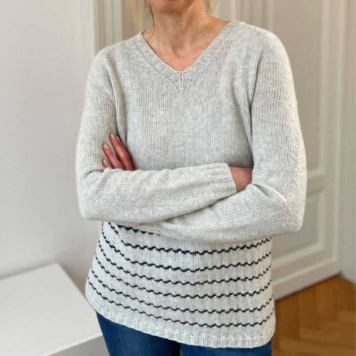 Christina Körber-Reith Pullover Ripple Stripes V-Neck Strickanleitung - Christina Körber-Reith (PDF) bei bei Lieblingsgarn
