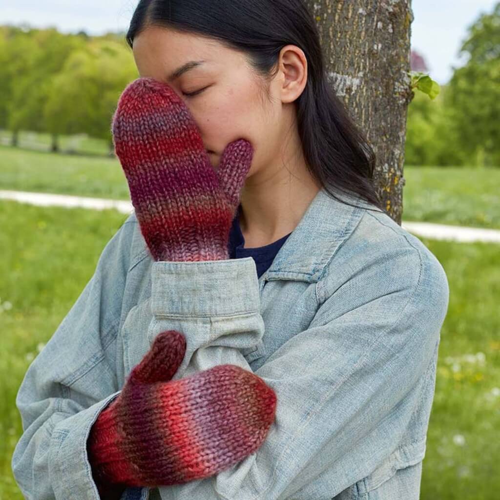 Lang Yarns Pattern Fäustlinge mit Farbverlauf Strickanleitung - Lang Yarns (PDF) bei bei bei bei Lieblingsgarn