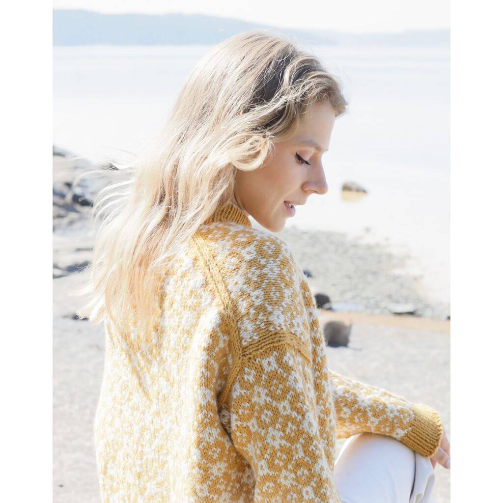 Drops Design Pattern Damen Pullover Dandelion Field Strickset - Drops (PDF) bei bei bei bei bei bei bei bei Lieblingsgarn