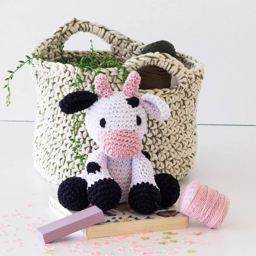 Hoooked Amigurumi Kuh Kirby Häkelset - Hoooked bei bei bei bei Lieblingsgarn