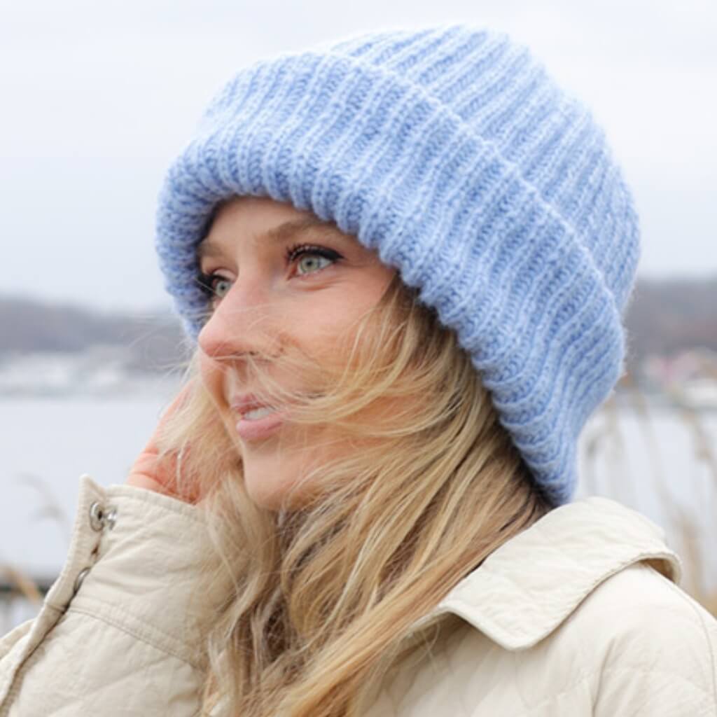 Drops Design Pattern Mütze Blue Jay Hat Strickset - Drops (PDF) bei bei bei bei bei bei bei Lieblingsgarn
