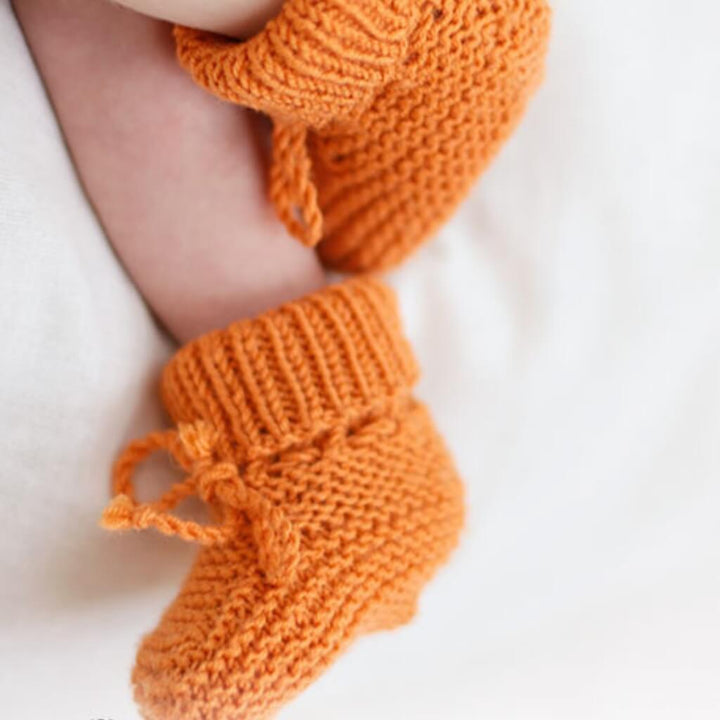 Drops Design Pattern Schuhe Orange Muffin Slippers Strickset - Drops (PDF) bei bei bei bei Lieblingsgarn