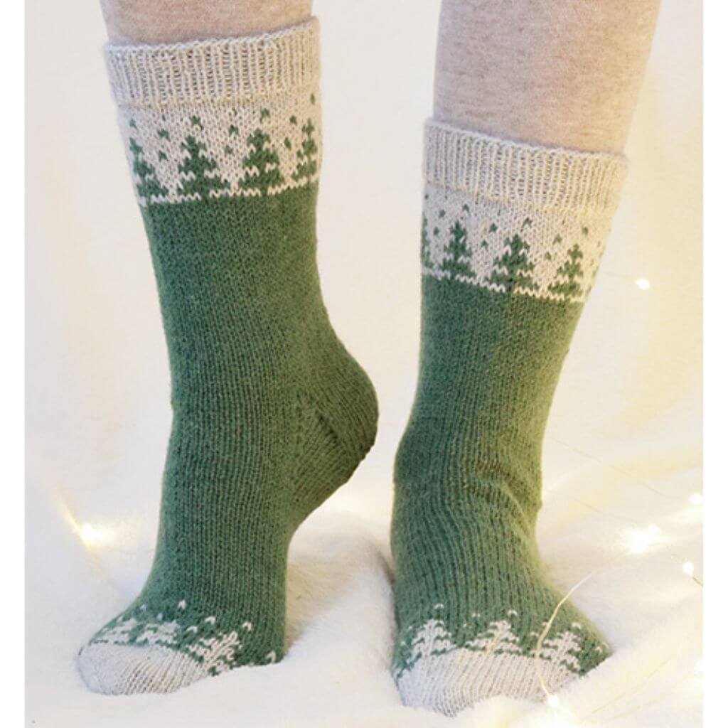 Drops Forest Spell Socken Strickanleitung - Drops (PDF) bei bei bei bei bei bei bei bei Lieblingsgarn