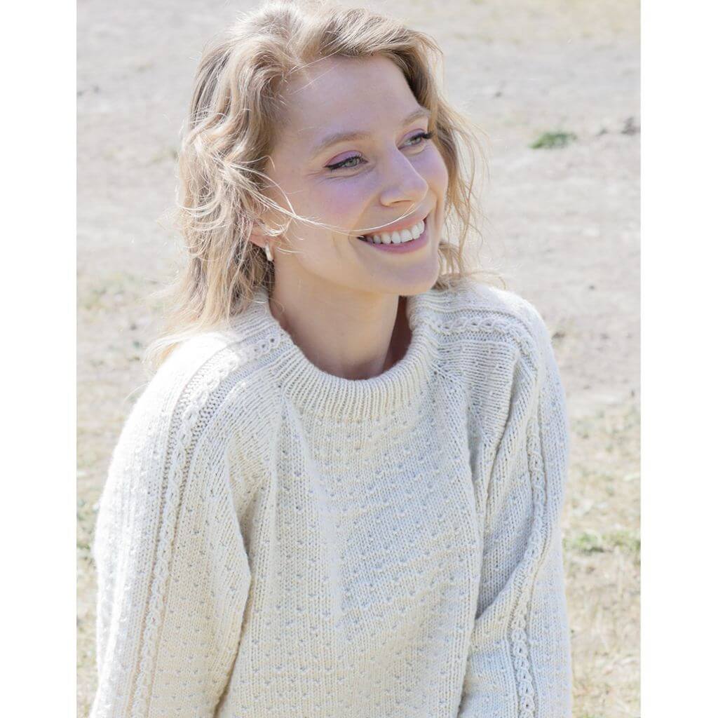 Drops Design Pattern Damen Pullover Winter Rain Strickset - Drops (PDF) bei bei bei bei Lieblingsgarn