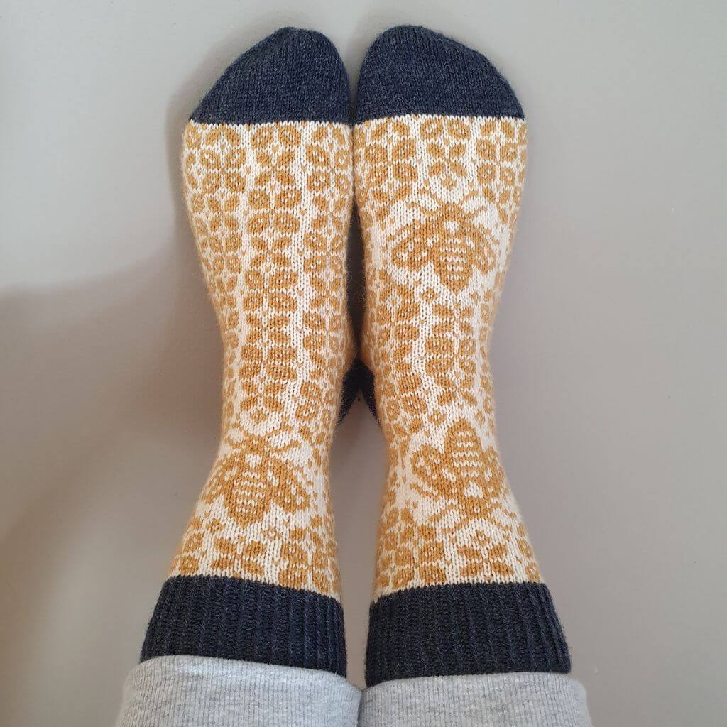 Ducathi Bee Creative Socks Strickanleitung - Ducathi (PDF) bei bei bei bei Lieblingsgarn