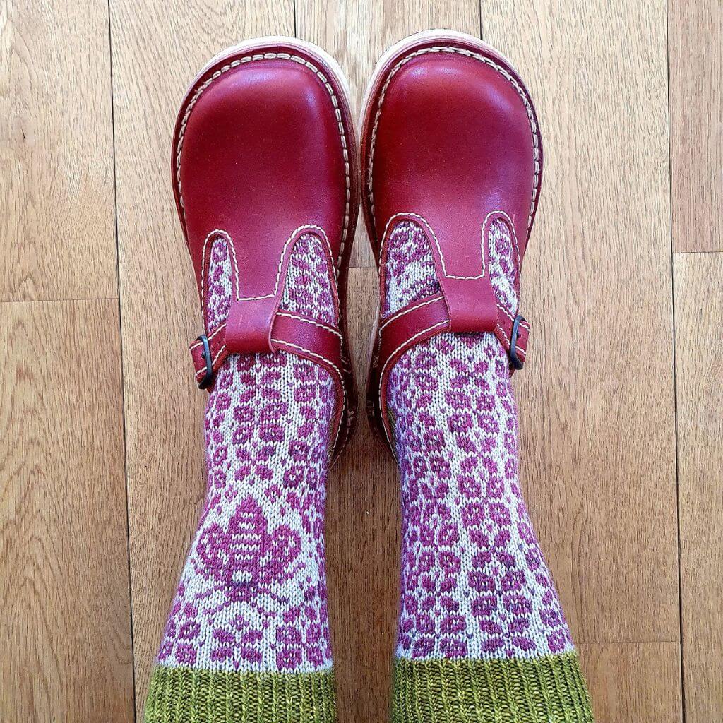 Ducathi Bee Creative Socks Strickanleitung - Ducathi (PDF) bei bei bei bei Lieblingsgarn