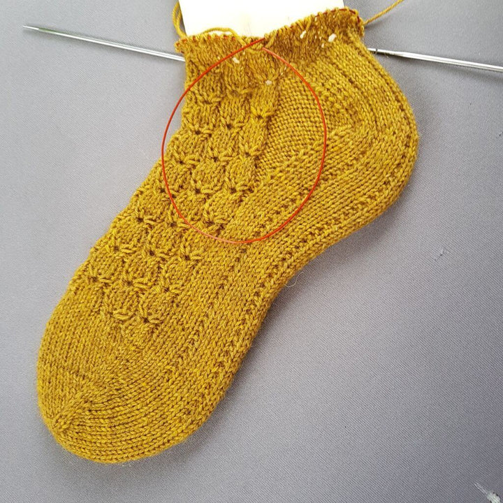 Ducathi Hazel Socks Strickanleitung - Ducathi (PDF) bei bei bei bei Lieblingsgarn