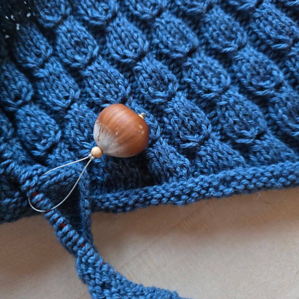 Ducathi Pattern Tuch Kleine Hazel Strickanleitung - Ducathi (PDF) bei bei bei bei Lieblingsgarn