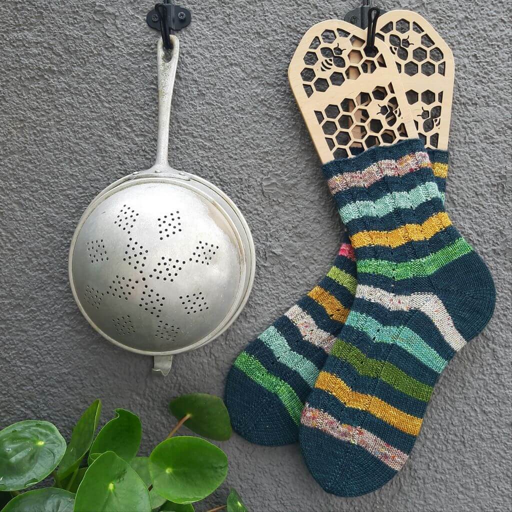 Ducathi Pattern Lane Socken Strickanleitung - Ducathi (PDF) bei bei bei bei Lieblingsgarn