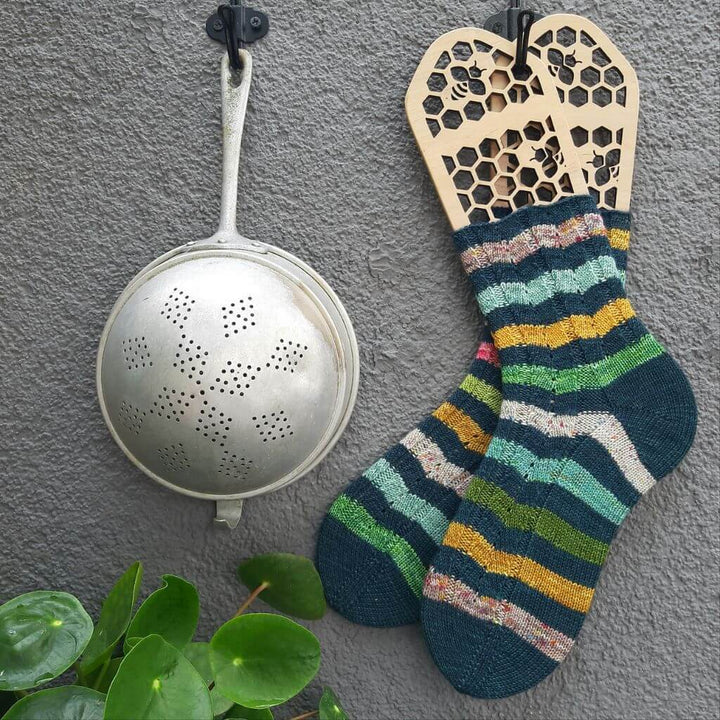 Ducathi Pattern Lane Socken Strickanleitung - Ducathi (PDF) bei bei bei bei Lieblingsgarn