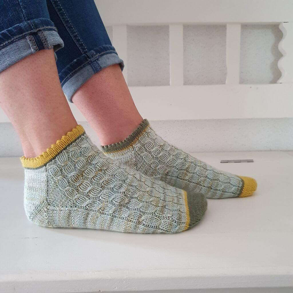 Ducathi Pattern Mausezahn Socken Strickanleitung - Ducathi (PDF) bei bei bei bei bei bei bei bei Lieblingsgarn