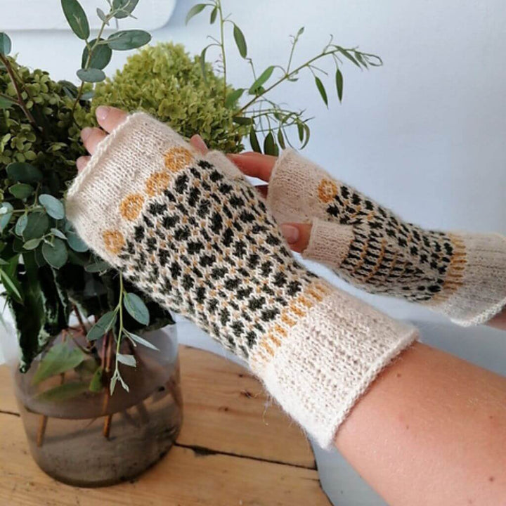 Ducathi Pattern Handschuhe Powerflowermittens Strickanleitung - Ducathi (PDF) bei bei bei bei Lieblingsgarn