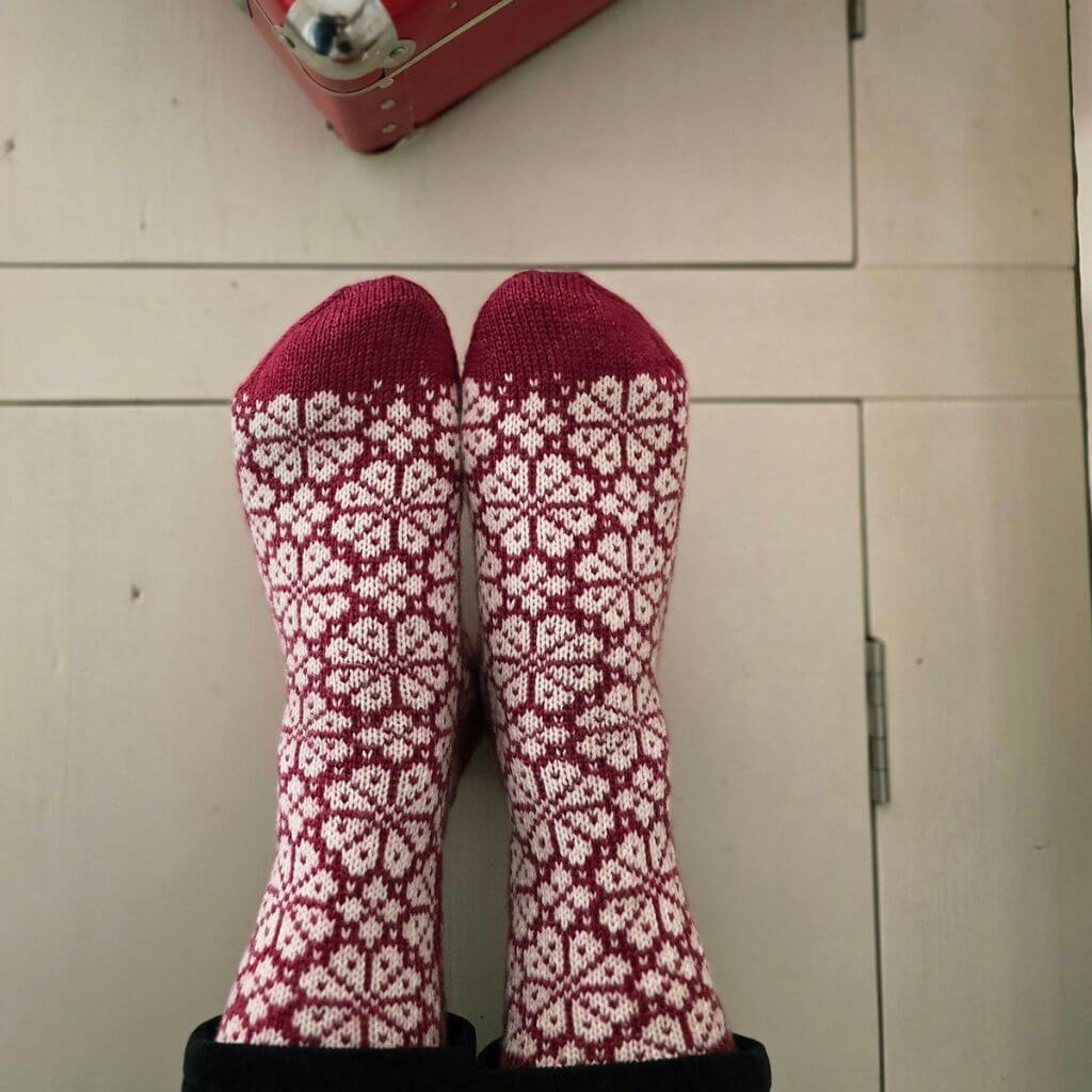 Ducathi Pattern Spring Hope Socken Strickanleitung - Ducathi (PDF) bei bei bei bei Lieblingsgarn