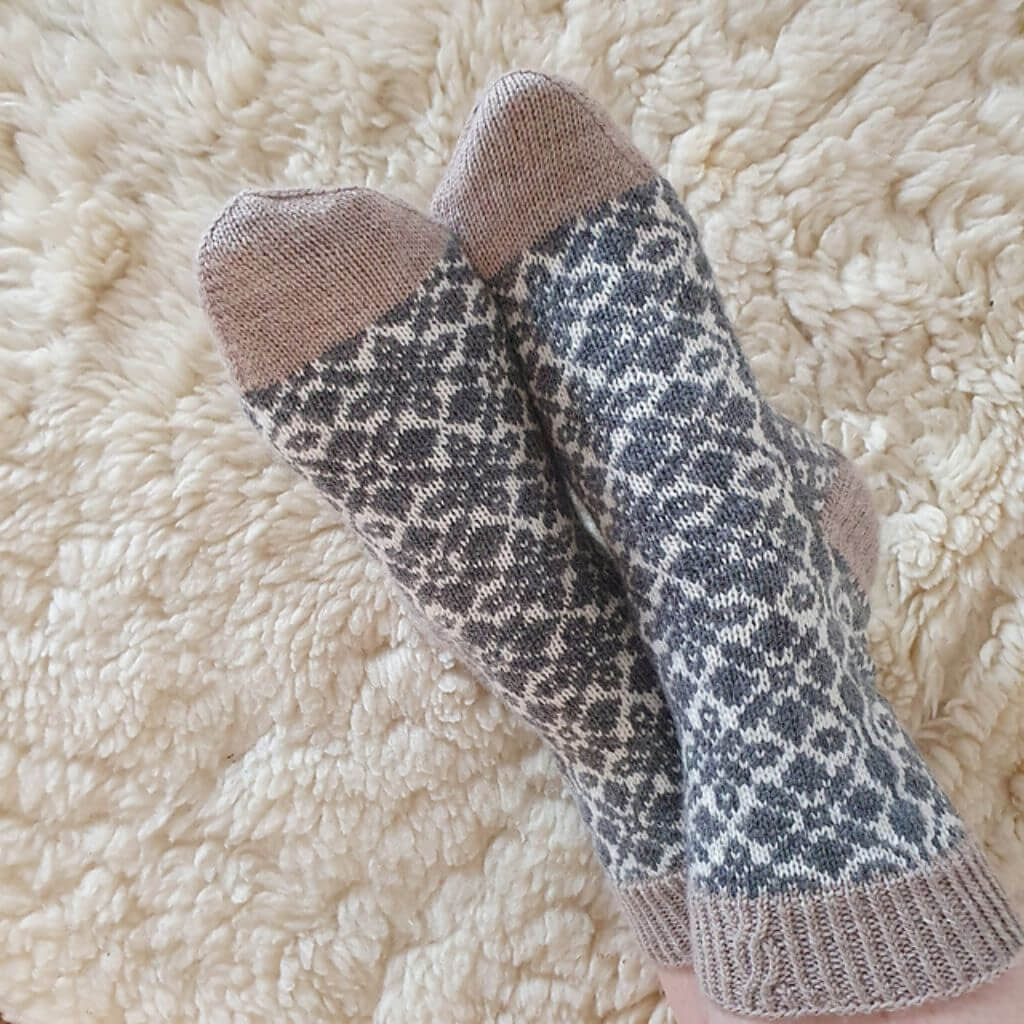 Ducathi Socken Stille Zeit 2 Strickanleitung - Ducathi (PDF) bei bei bei bei Lieblingsgarn