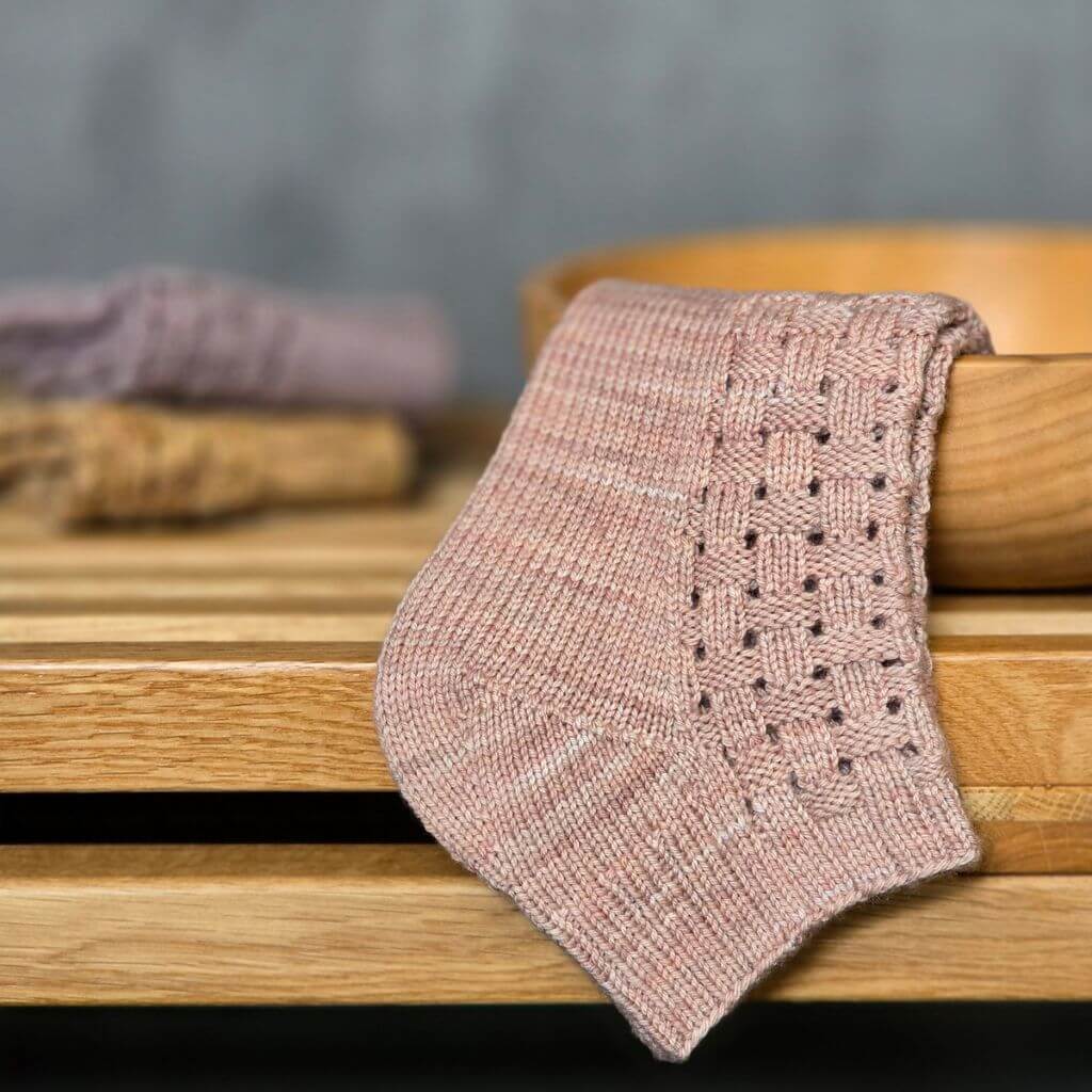 Ducathi Pattern Weaver Shorties Strickanleitung - Ducathi (PDF) bei bei bei bei bei bei bei bei Lieblingsgarn